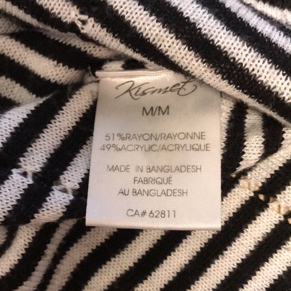 Kismet Size Medium Lightweight Sweater Tunic - Picture 7 of 7